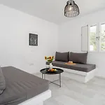Apartamento Celestial Seaview Apartments-dionysios *