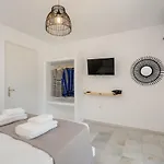 Celestial Seaview Apartments-dionysios
